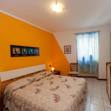 Sirena Vista Апартаменти