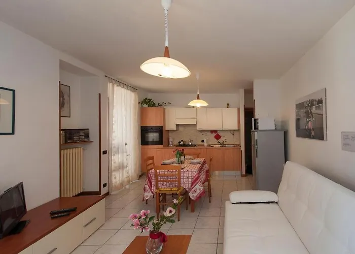 Sirena Vista Апартаменты *